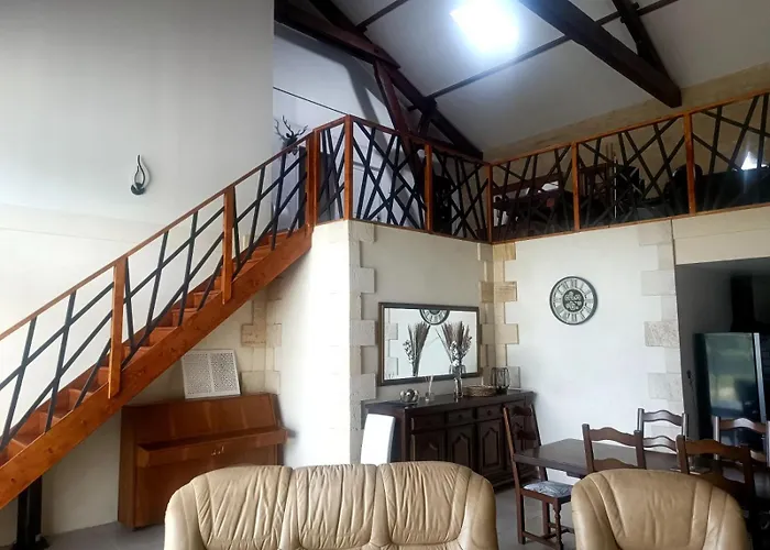 Maison De Charme Aux Grands Volumes
